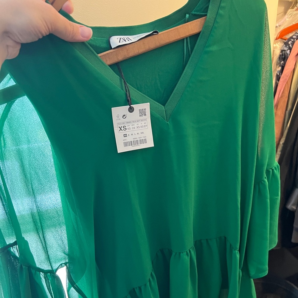 Zara peplum style green top super cute and new with tags